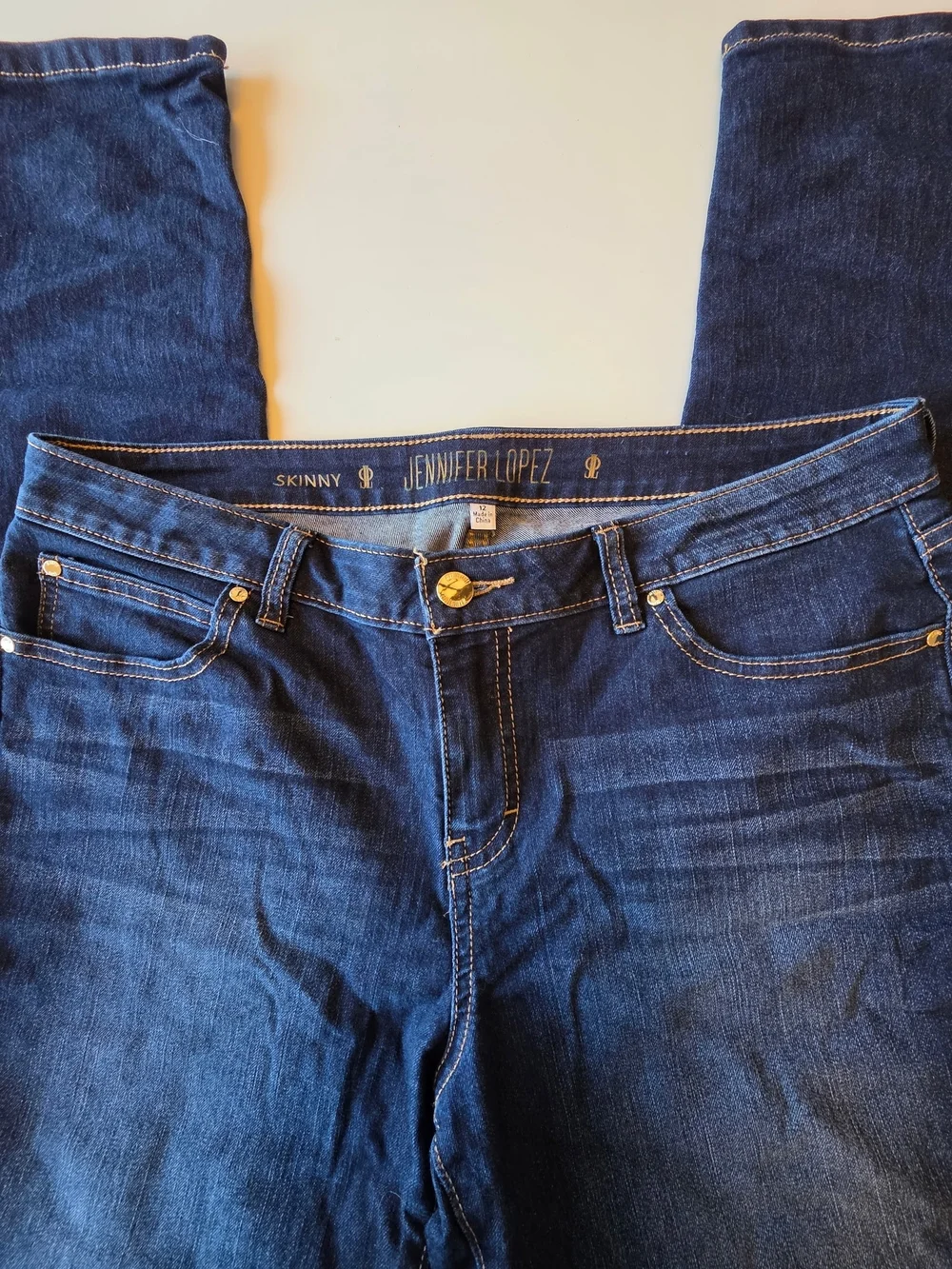 Like NEW Jennifer Lopez Women's Skinny Jeans - Dark Blue ~ Size 12 - Picture 2 of 8